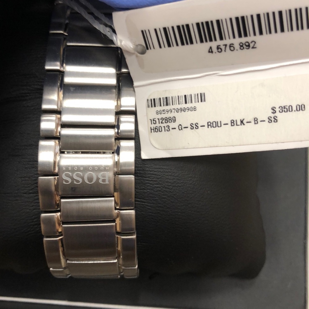 100% authentic men’s Hugo Boss watch - Picture 3 of 6
